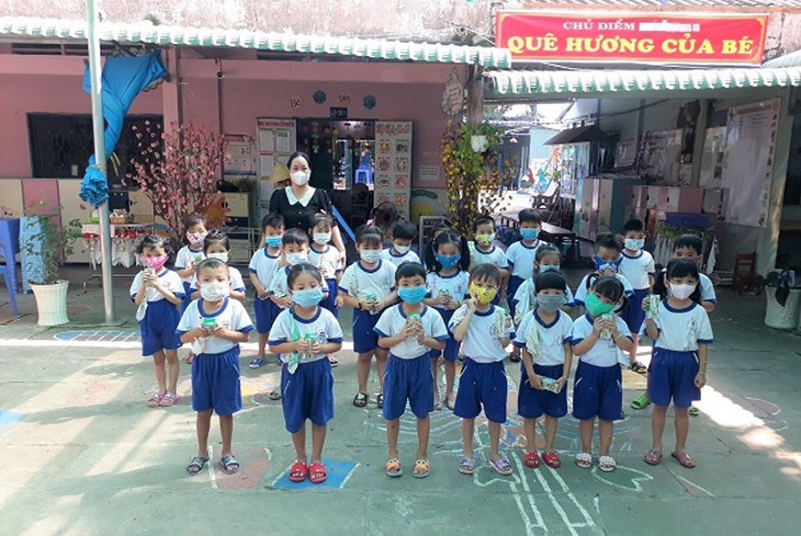 Hình 2B